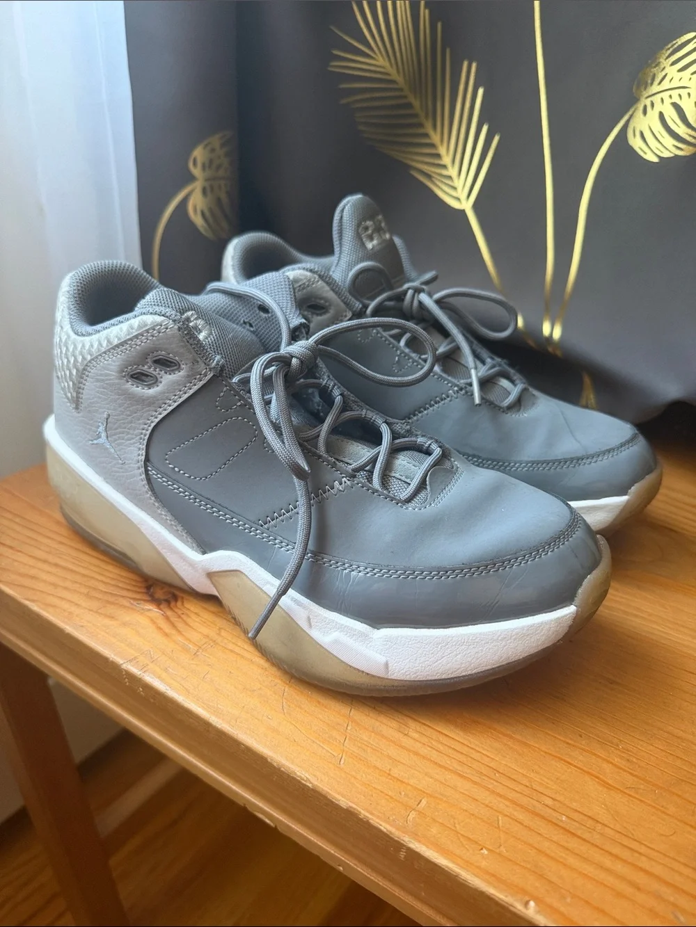 Jordan Max Aura 3 in Wolf Grey, and White Big Kids 7Y